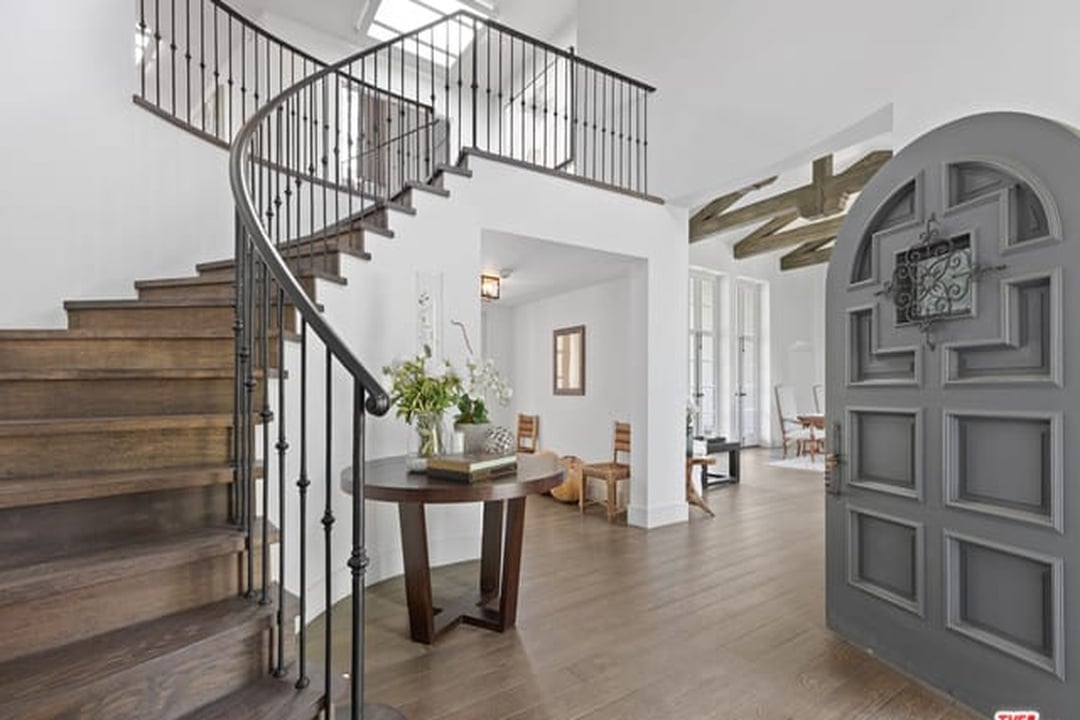 Retreat Grandeur