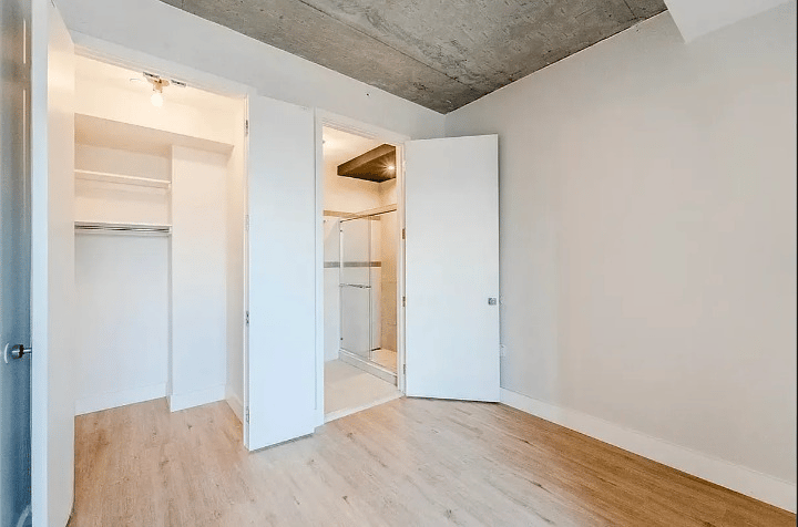 815 Flatbush Avenue 705