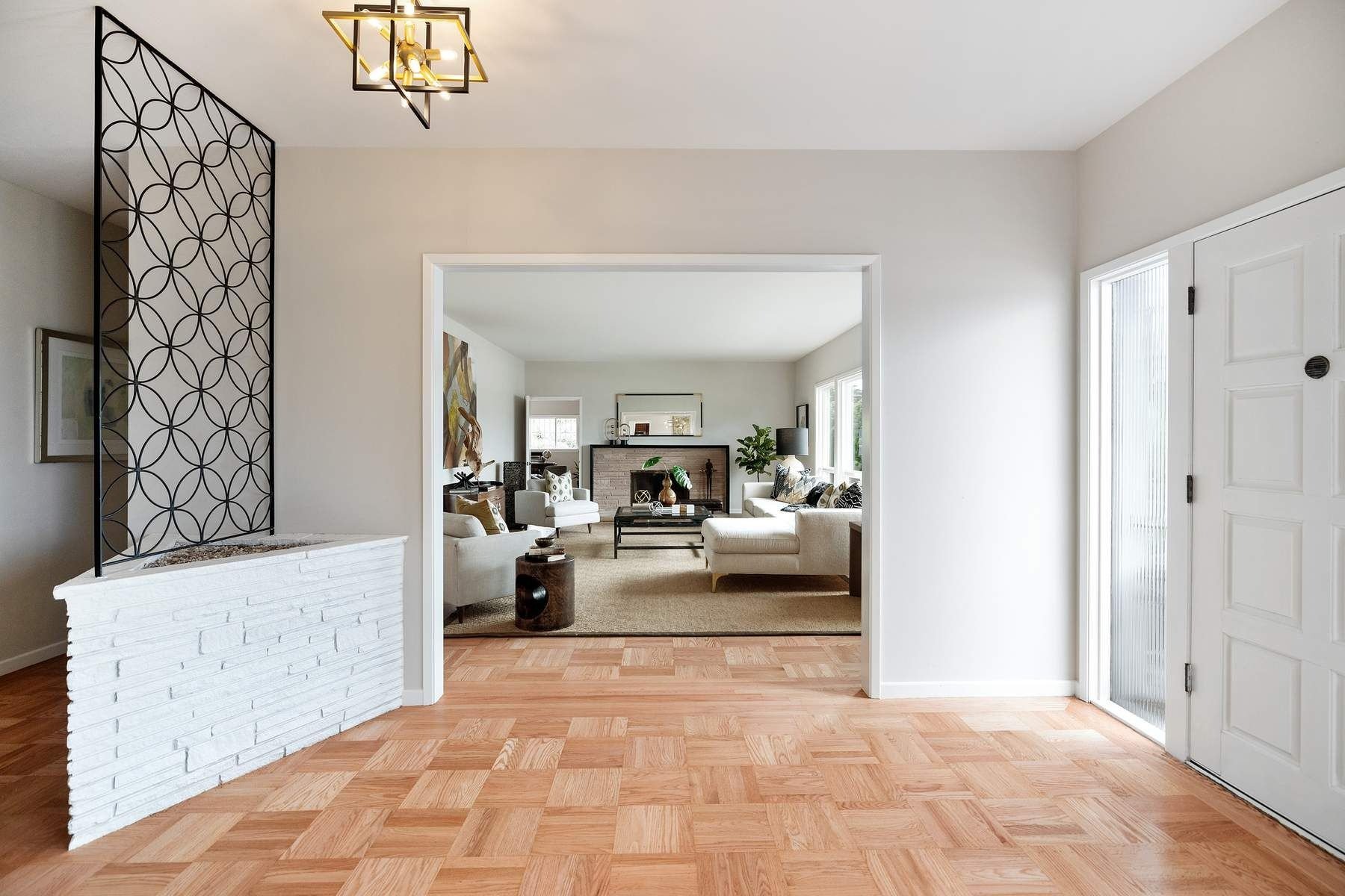 280 Gellert Dr