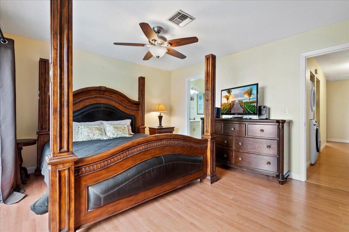 12710 Peconic Ct