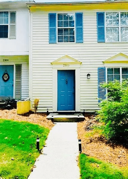 2305 Queen Anne Ct
