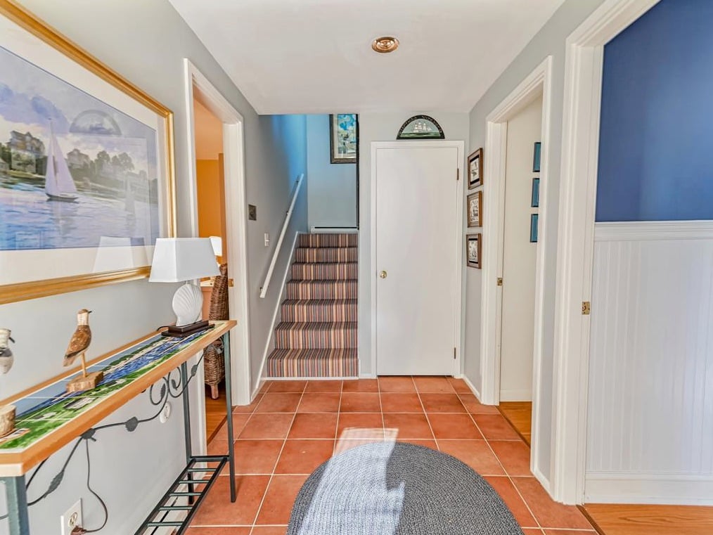 10 Dunham Rd