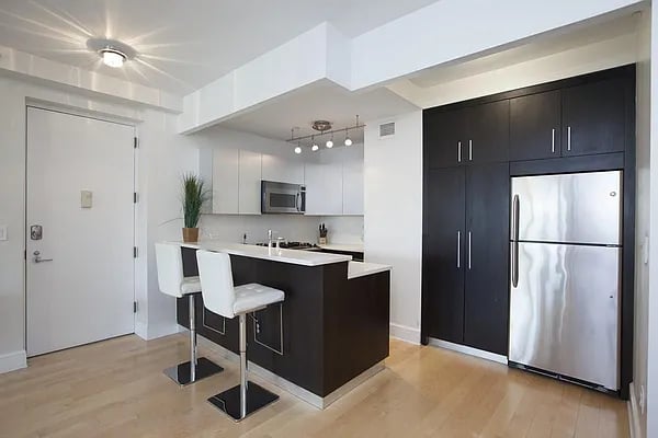 13-11 Jackson Ave Ste 5A