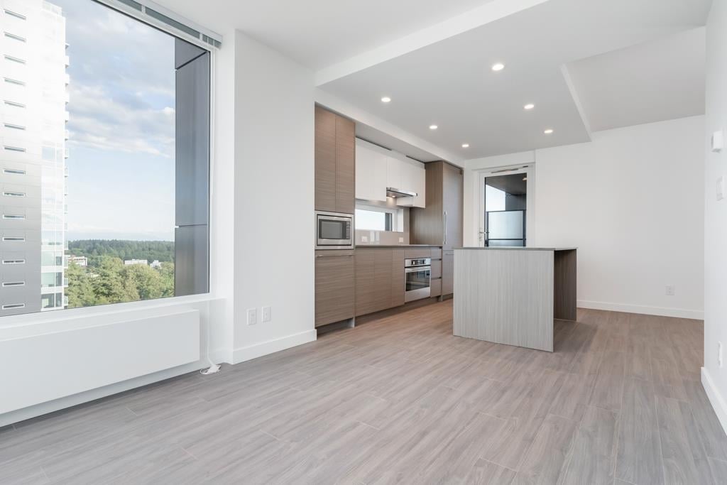 2209-13615 Fraser Hwy