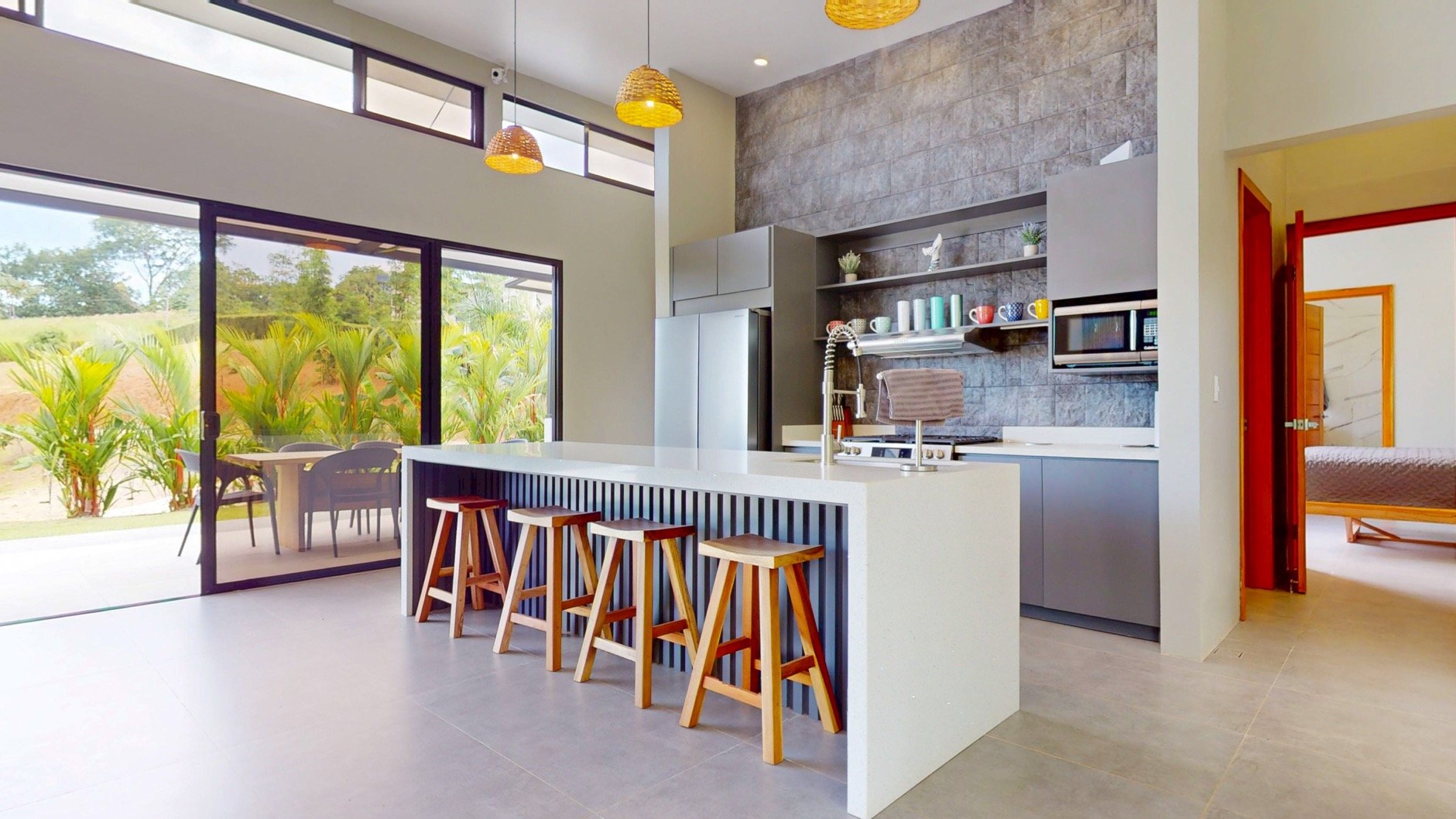 Private Modern Home in Ojochal, Costa Rica with Heated Saltwater Pool & Solar Backup