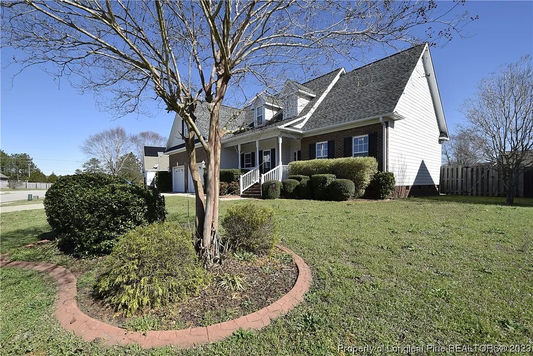811 Running Horse Ln