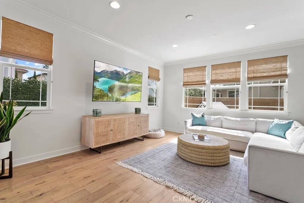 255 Mesa Drive