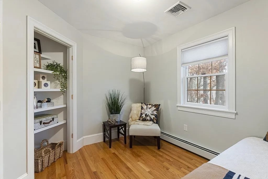 108 Bachelor St