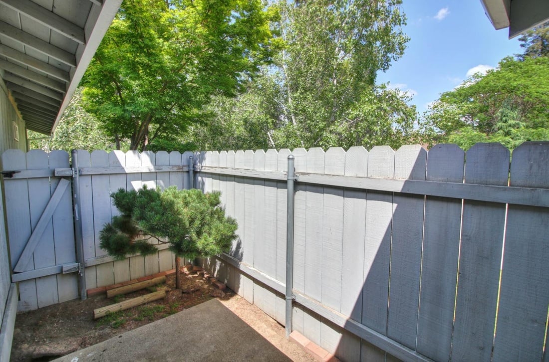 Just Sold in Greenhaven! 810 Portugal Way