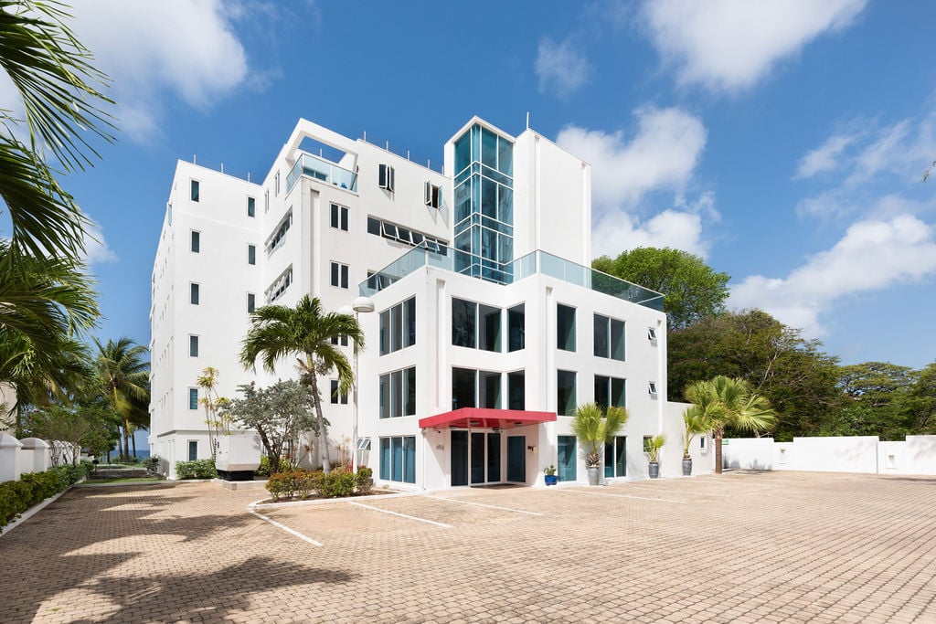 Ocean One 203