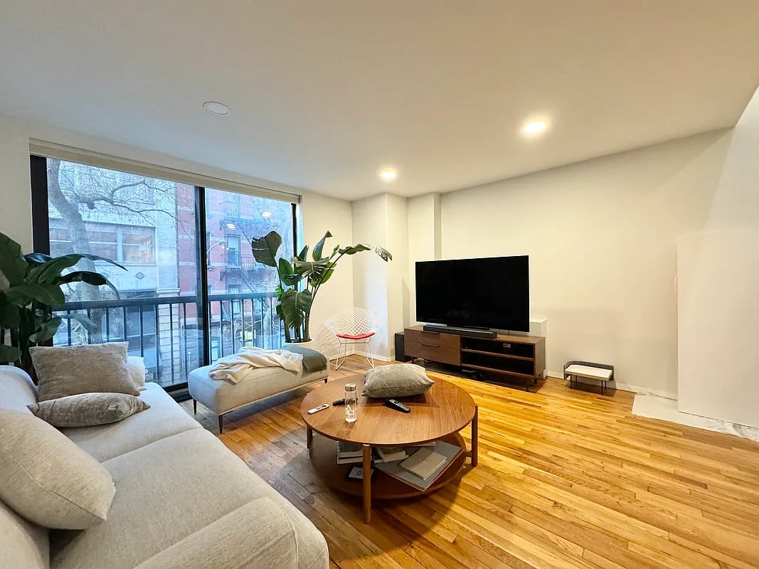 10 Jones Street #3H