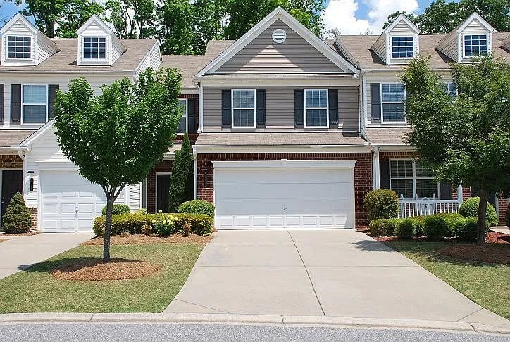521 Windstone Trl
