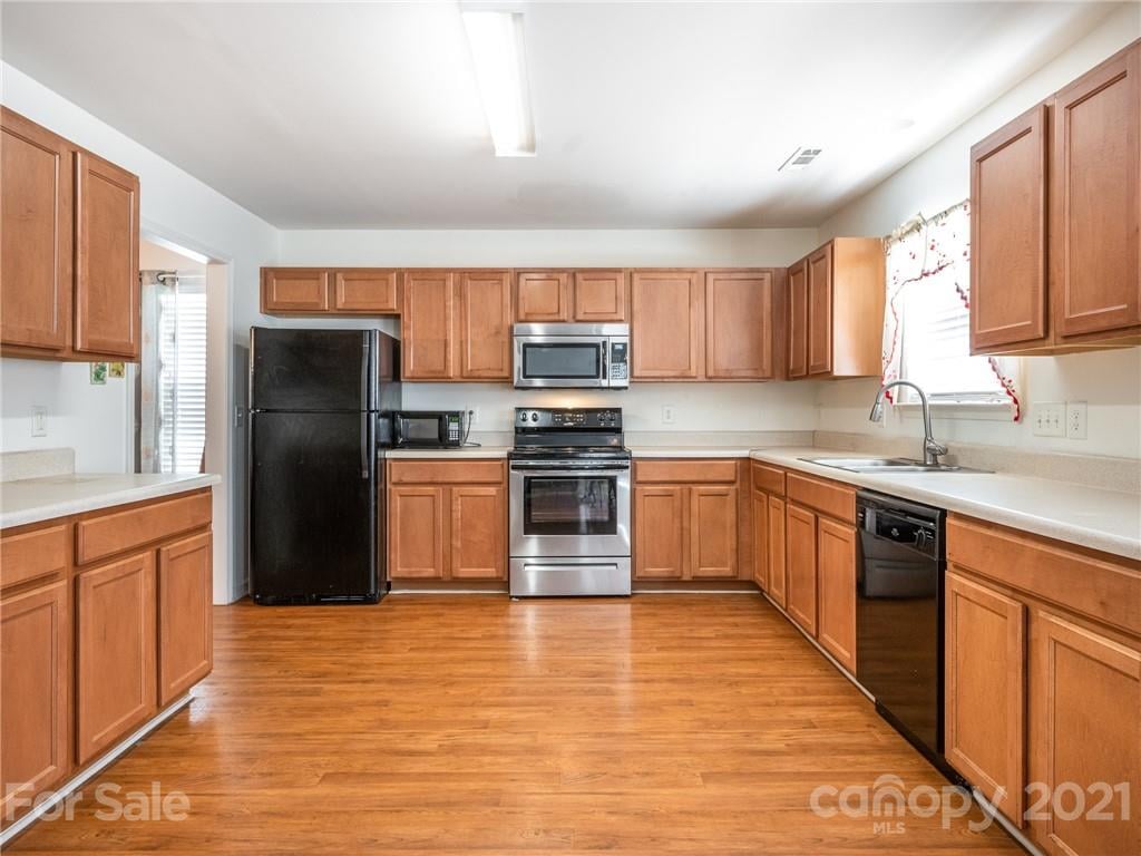 2014 Darbywine Dr
