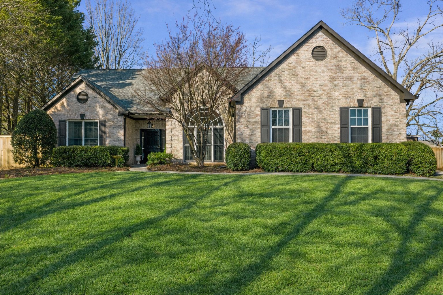 1075 Julius Drive