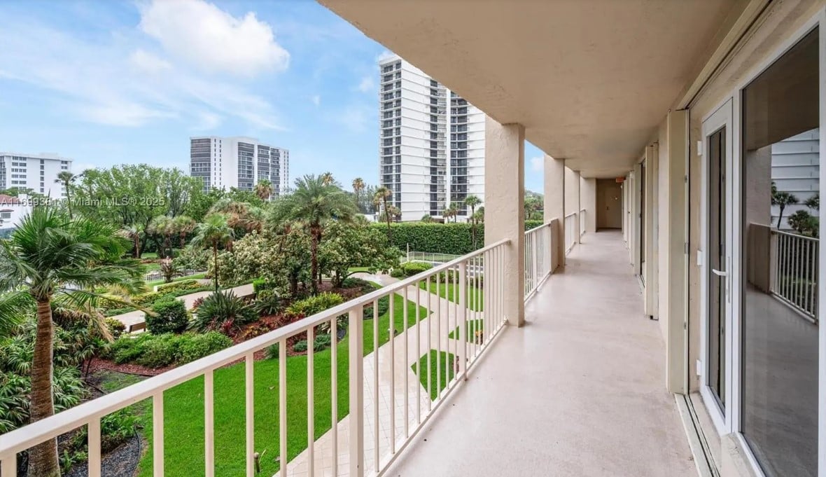 4301 N Ocean Blvd #303A