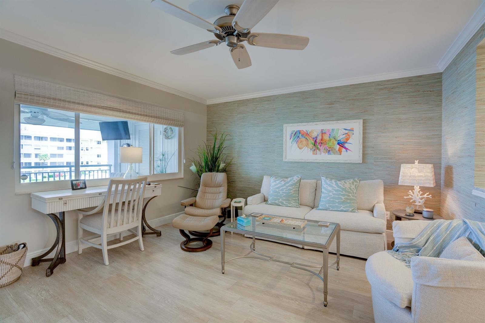 111 Shore Court Ct # 305