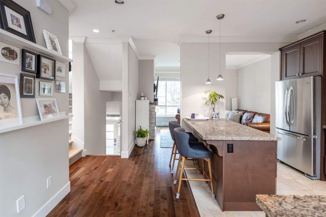 897 Premier St, #1