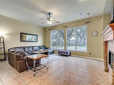 2204 Rio Mesa Dr