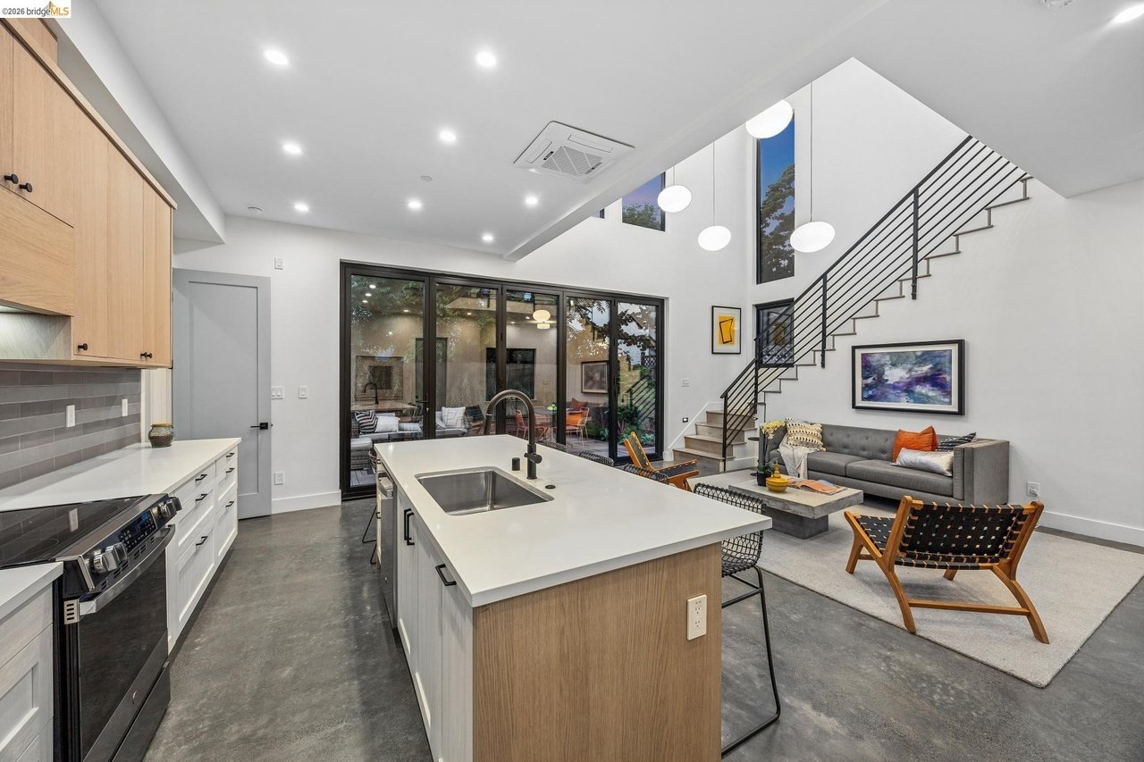 1517 Fairview St, Berkeley