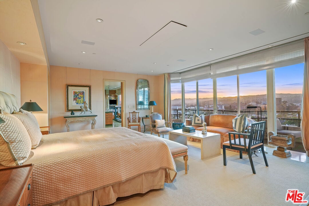10601 Wilshire Blvd Unit: 20C