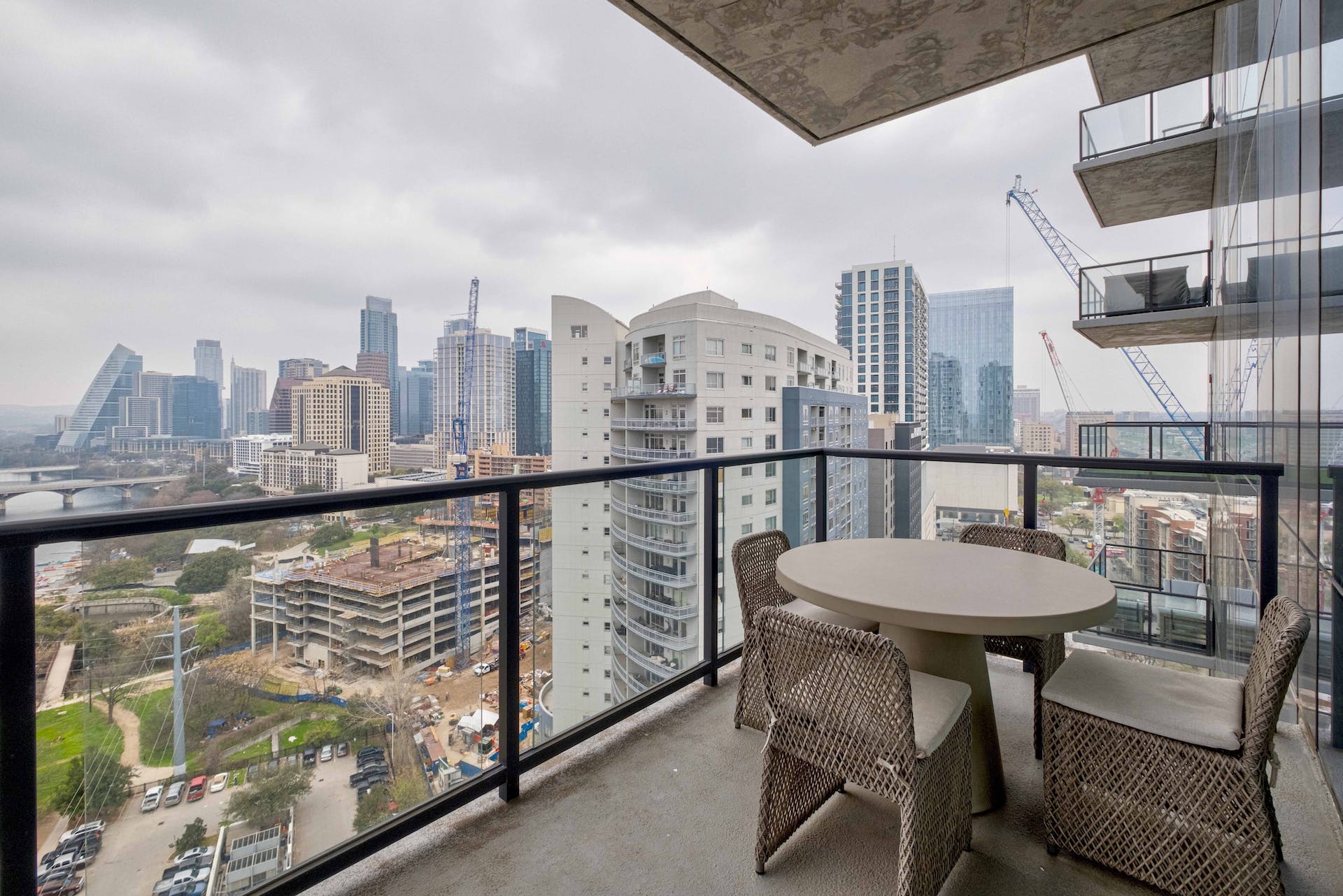 70 Rainey Street #1706 