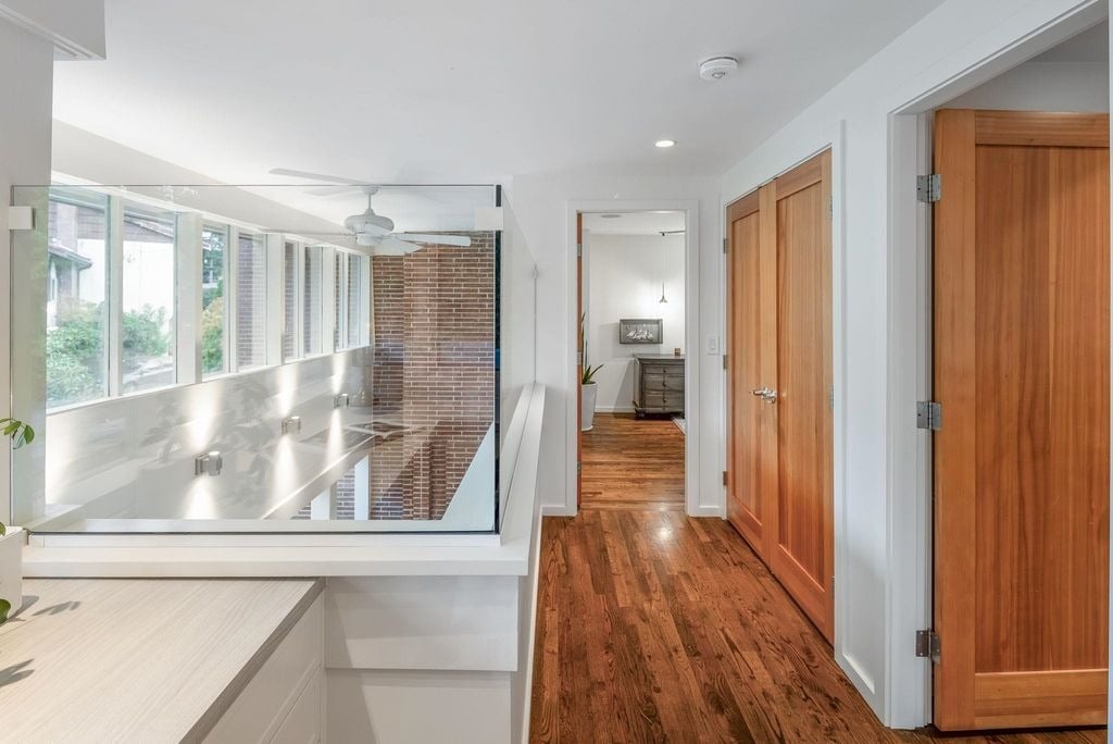 3708 Edgemont Blvd