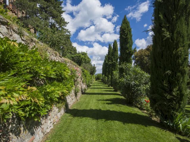 Stunning Luxury Castle Near Siena with Pool