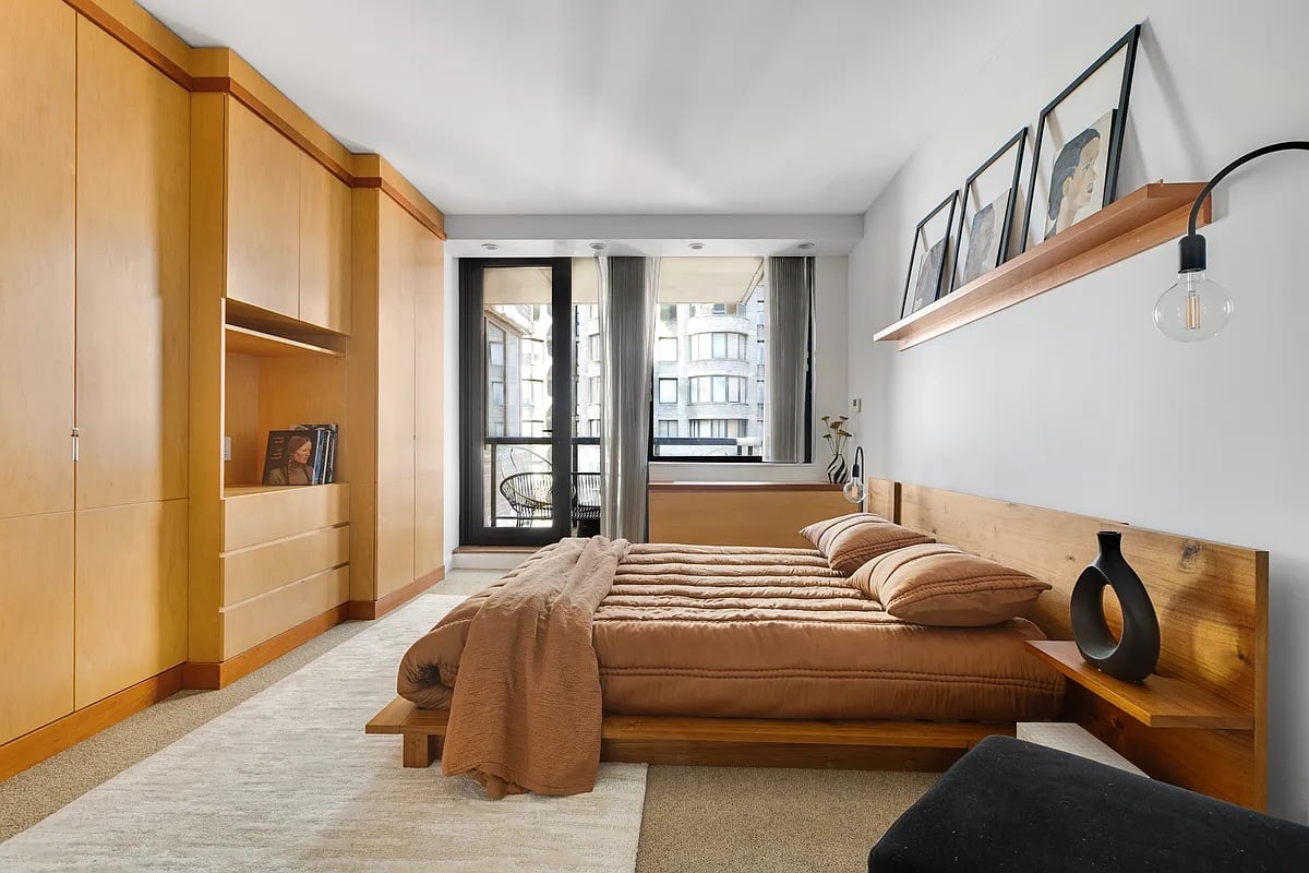 We create moments that make prospective buyers feel at home.