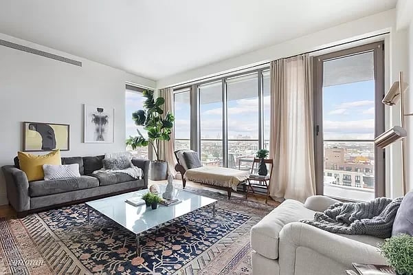 144 North 8th Street Unit: 8C