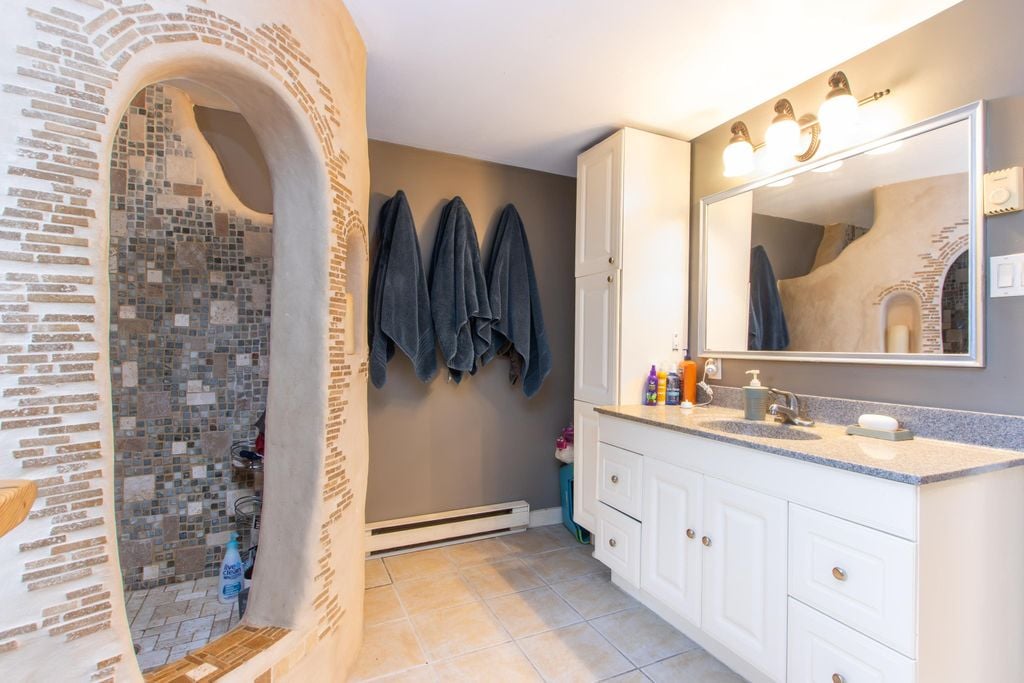 26 Bracken Pkwy