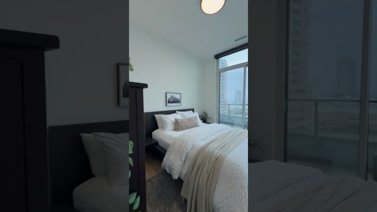 Liberty Village Corner Unit With a 500 SqFt Wraparound Terrace