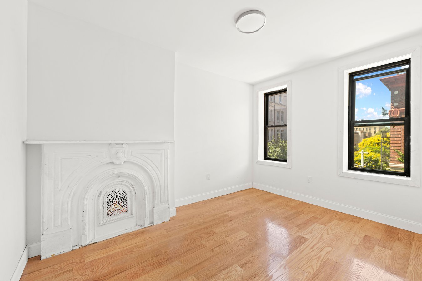 69 LEWIS AVE
