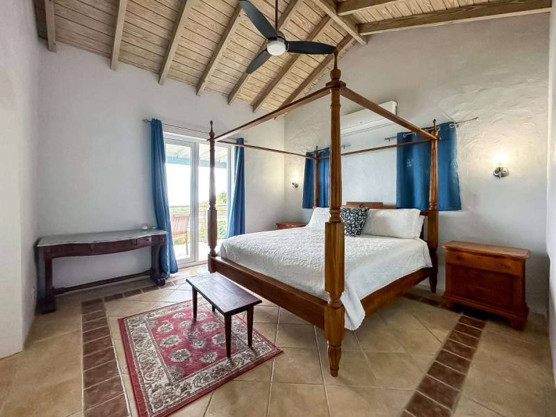 569 Tara Villa