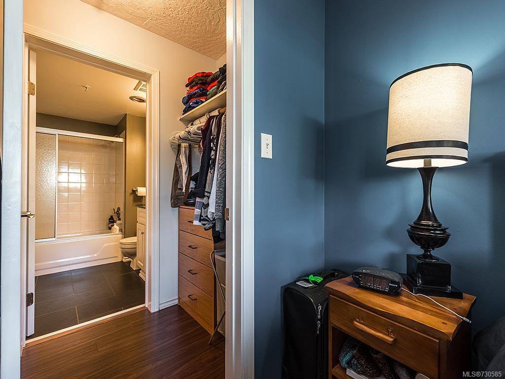 202-3460 Quadra St, Saanich