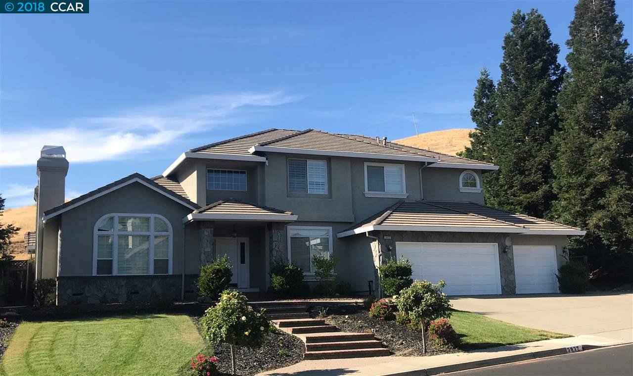 3832 Arbolado Dr