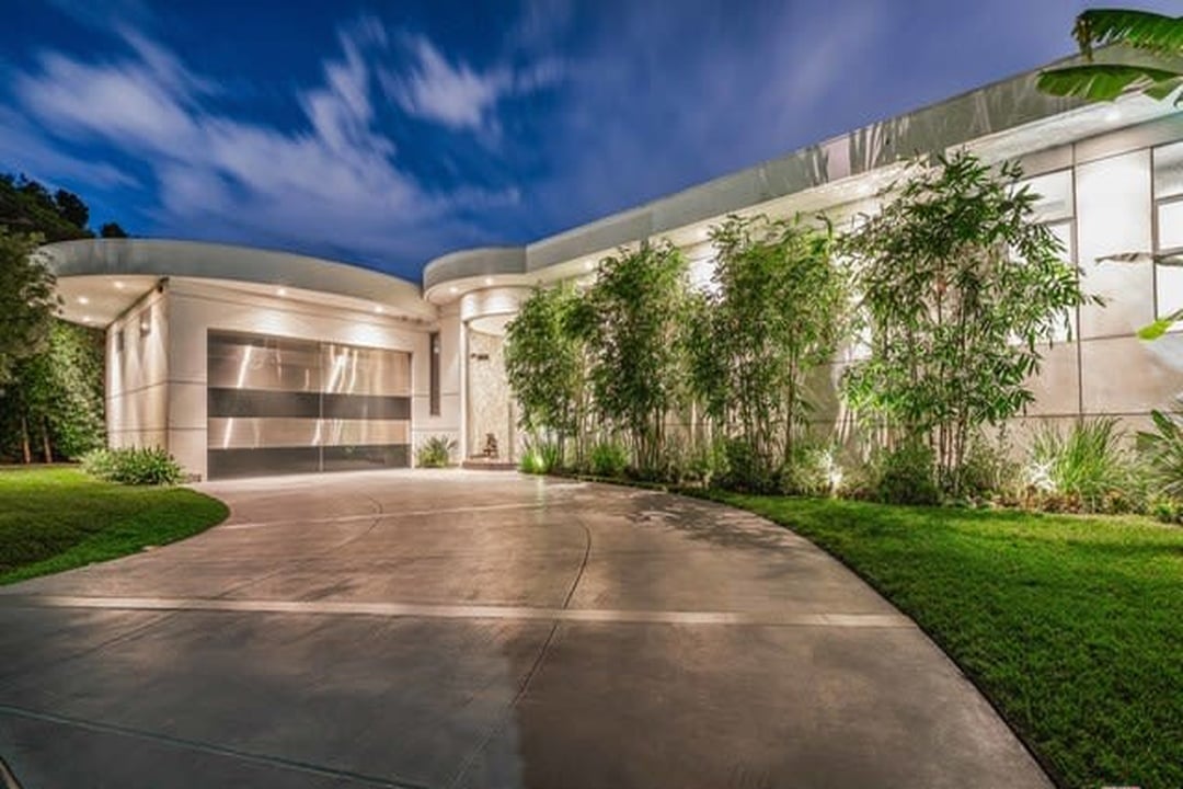 Ridge Crescent