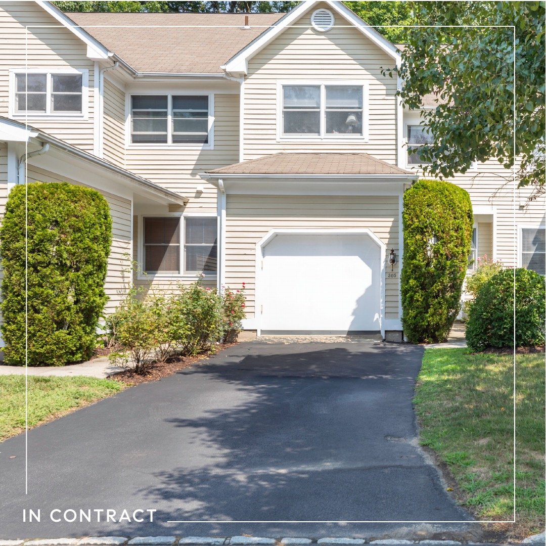 IN CONTRACT: TURNKEY TOWNHOUSE IN WESTCHESTER