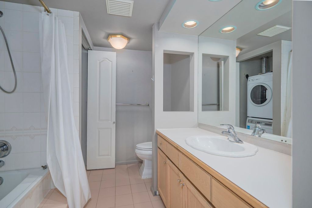 2250 SE Marine Dr, #113