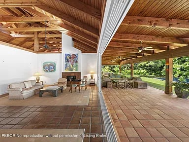 6 La Costa Way