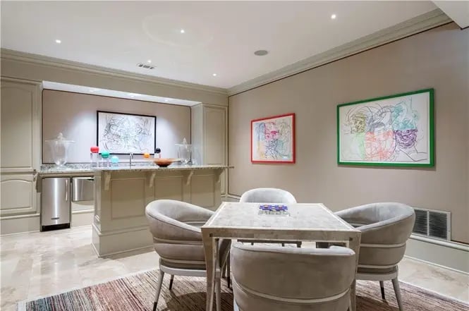 225 Paces Ferry Rd NW