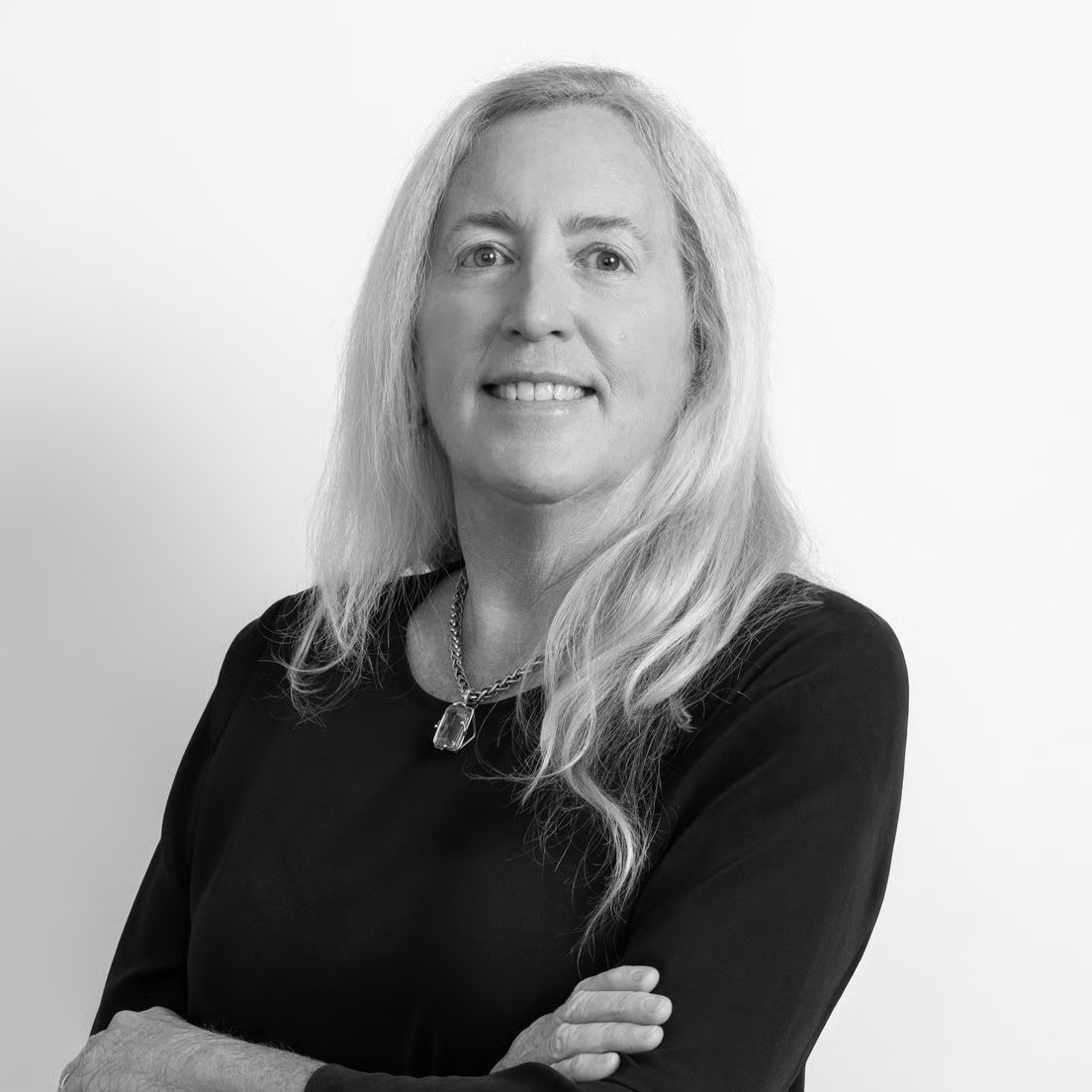 Kate Keast Laguna Beach, CA Real Estate Agent Headshot