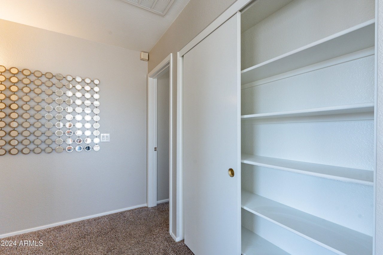 2222 E Arabian Dr