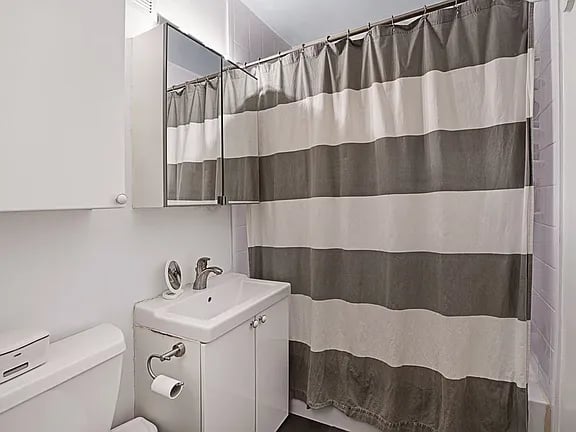 270 Columbia Street 56G
