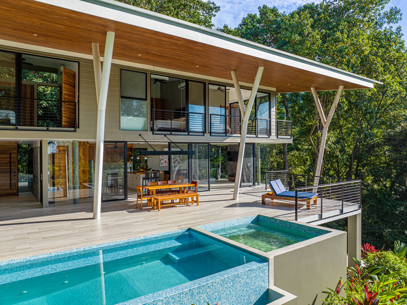 4 Bedroom Jungle Paradise with Ocean Views