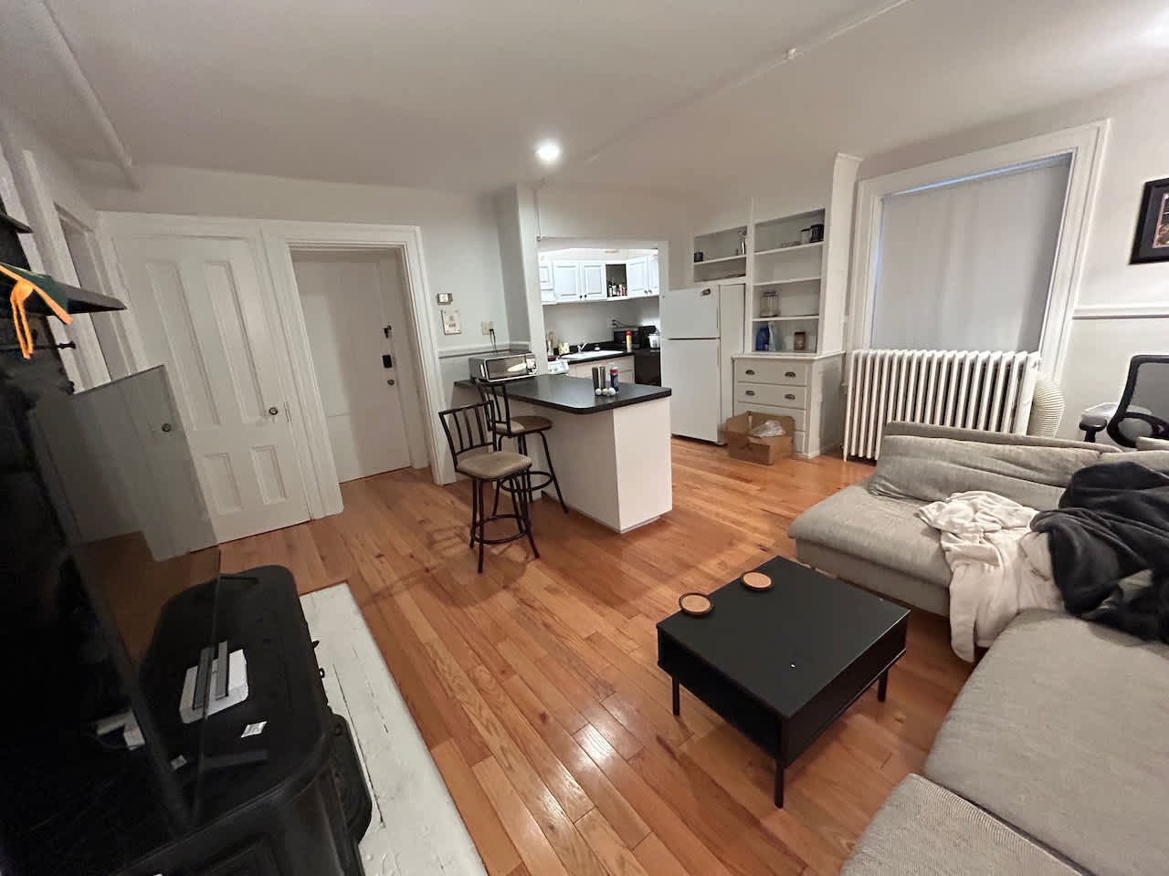 Fairfield @ Marlborough Street 1 Bed - Private Entry and Semi-Private Patio! available AUGUST! 