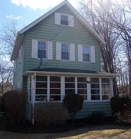 40 Ashwood Ave