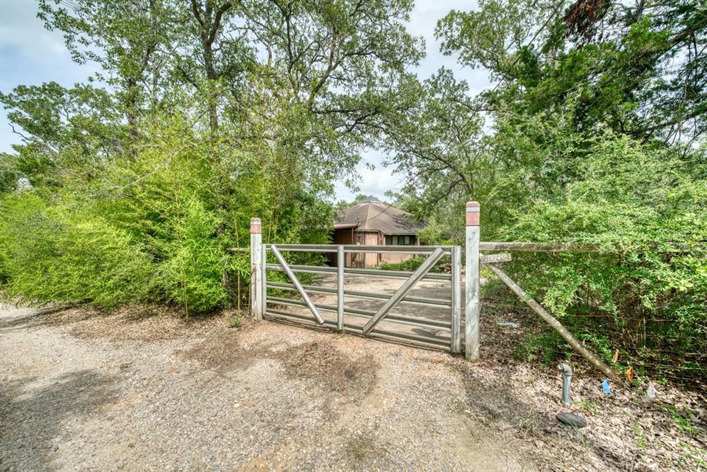 8052 Perry Ln College Station, Tx 77845