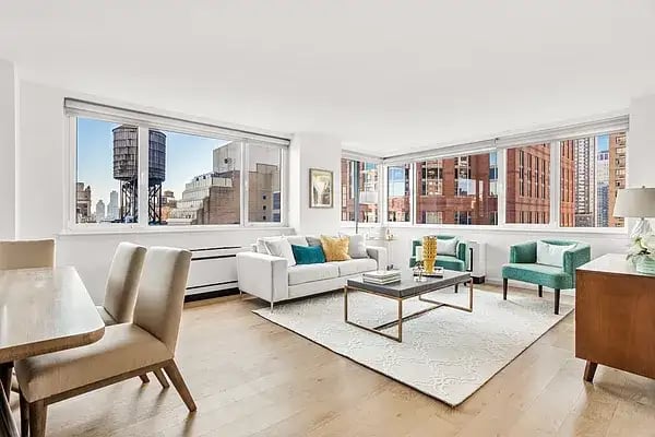 45 West 67th Street Unit: 16B