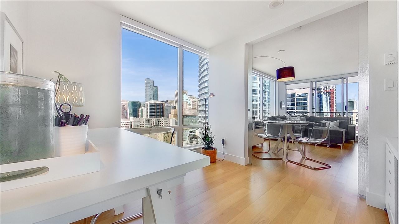 1705-565 Smithe Street, Vancouver