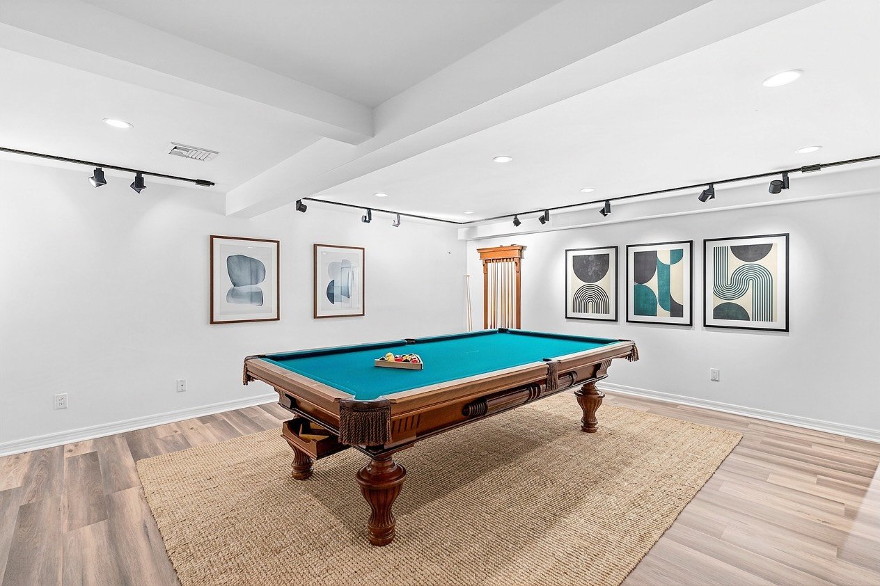 4 Reed Pond Court